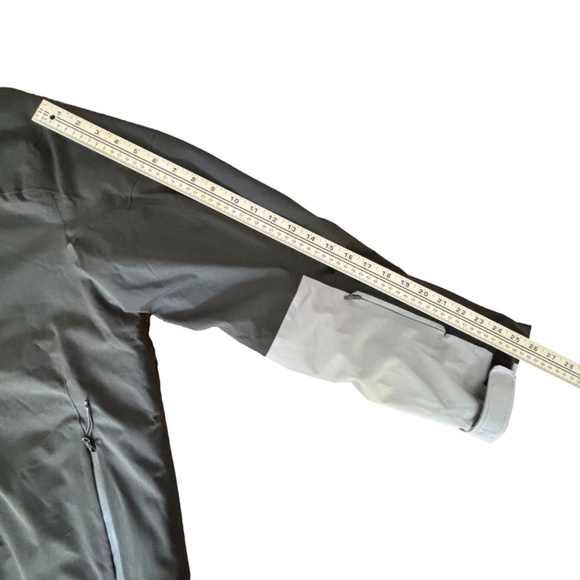 Decathlon Piste 500 down and feather filled black and grey ski jacket size L - Picture 13 of 17